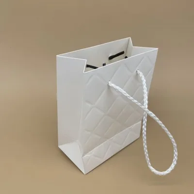 바미샵 화이트 엠보 쇼핑백 11x6x14 종이가방 작은선물포장용