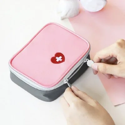 Blossom 하트 콤팩트 미니 응급 파우치 1P